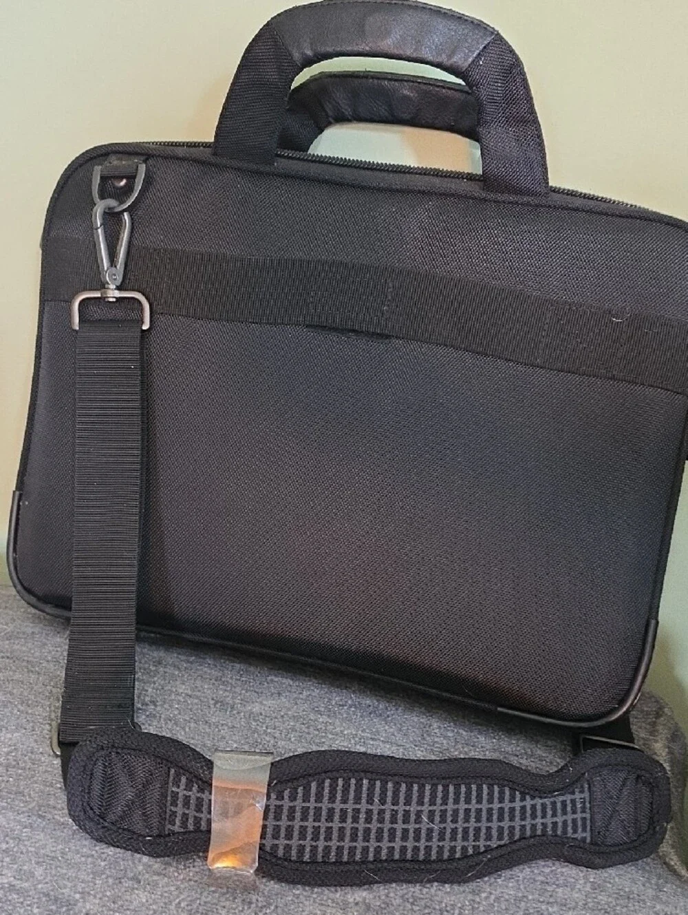 Kenneth Cole Reaction classic kenneth